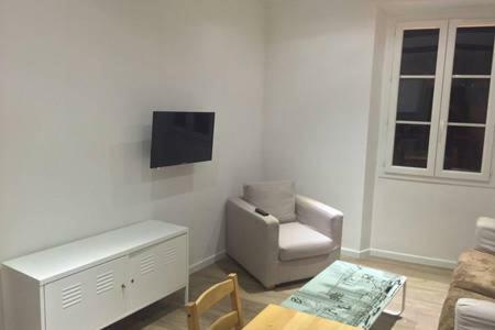 202-Appartement Renove Vieil Antibes Eksteriør bilde